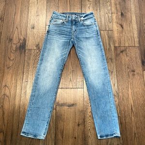 American Eagle Men’s jeans. Slim Straight. 28x32